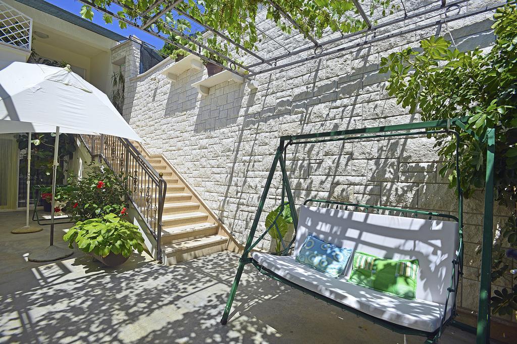 Apartments Micic Hvar Town Bagian luar foto