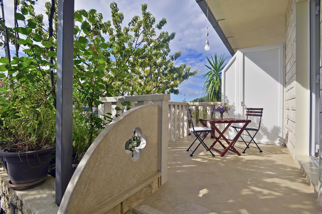 Apartments Micic Hvar Town Bagian luar foto