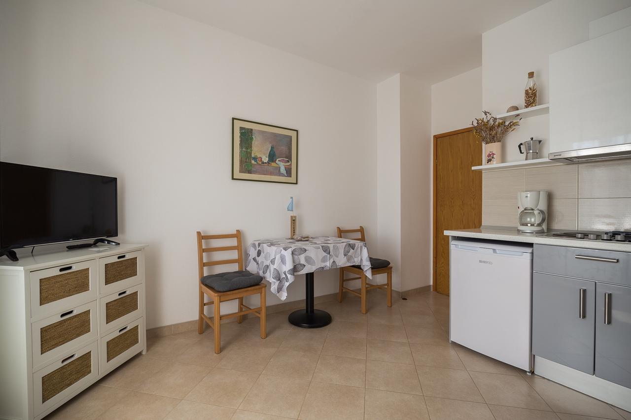 Apartments Micic Hvar Town Bagian luar foto